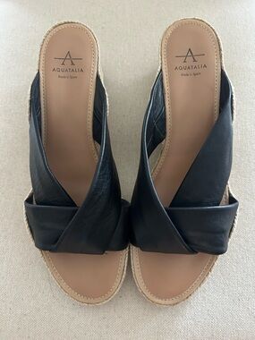 Aquatalia Black Leather Crisscross Slide Sandals with Tan Footbed